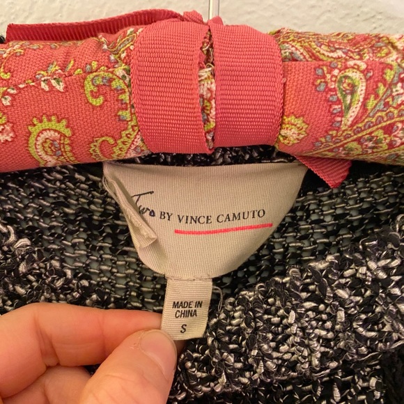 Sweater - Picture 3 of 4